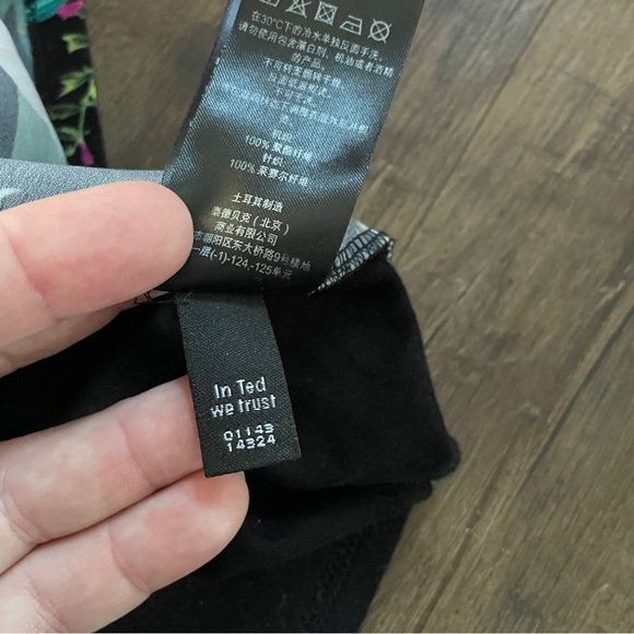 Ted baker tropical floral tee 3 - Picture 9 of 11